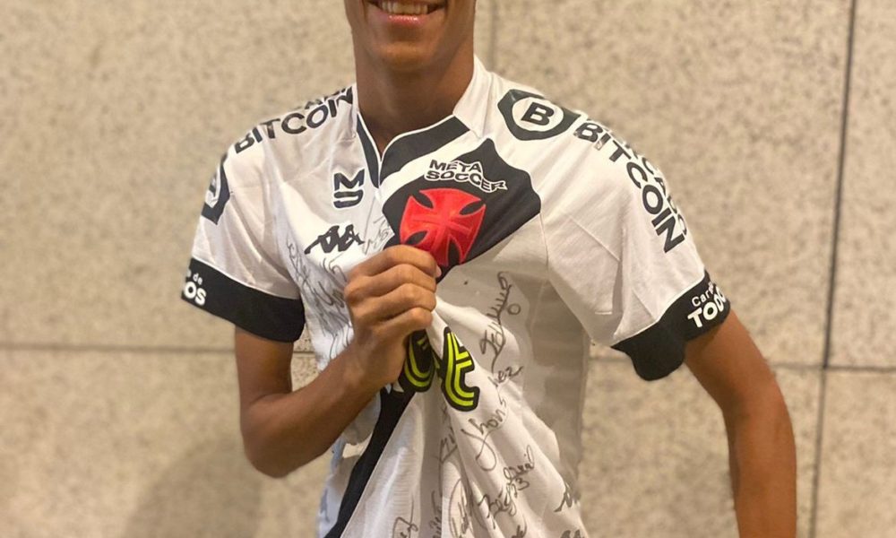 Receba Luva De Pedreiro Chega Ao Rio A Convite Do Vasco Super R Dio Tupi