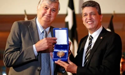 Botafogo é homenageado pela Alerj com a medalha Tiradentes