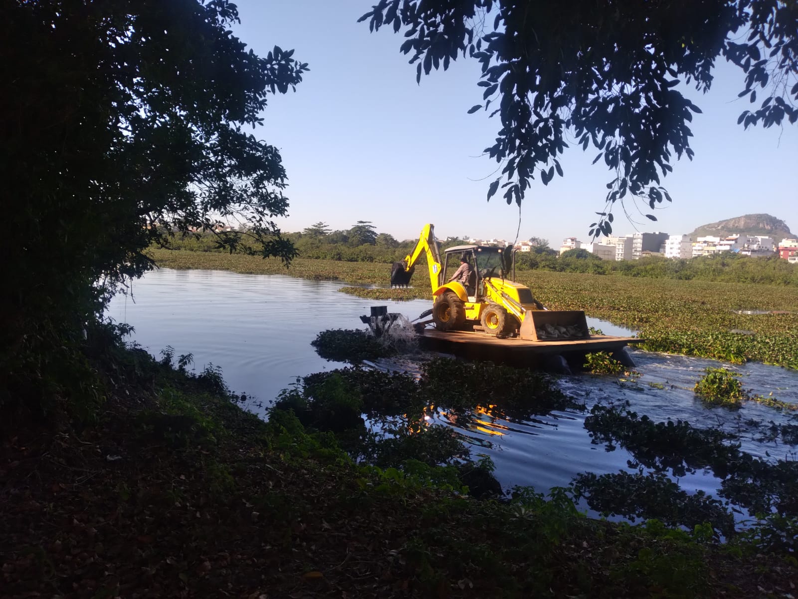 Prefeitura do Rio inicia limpeza da Lagoinha das Taxas