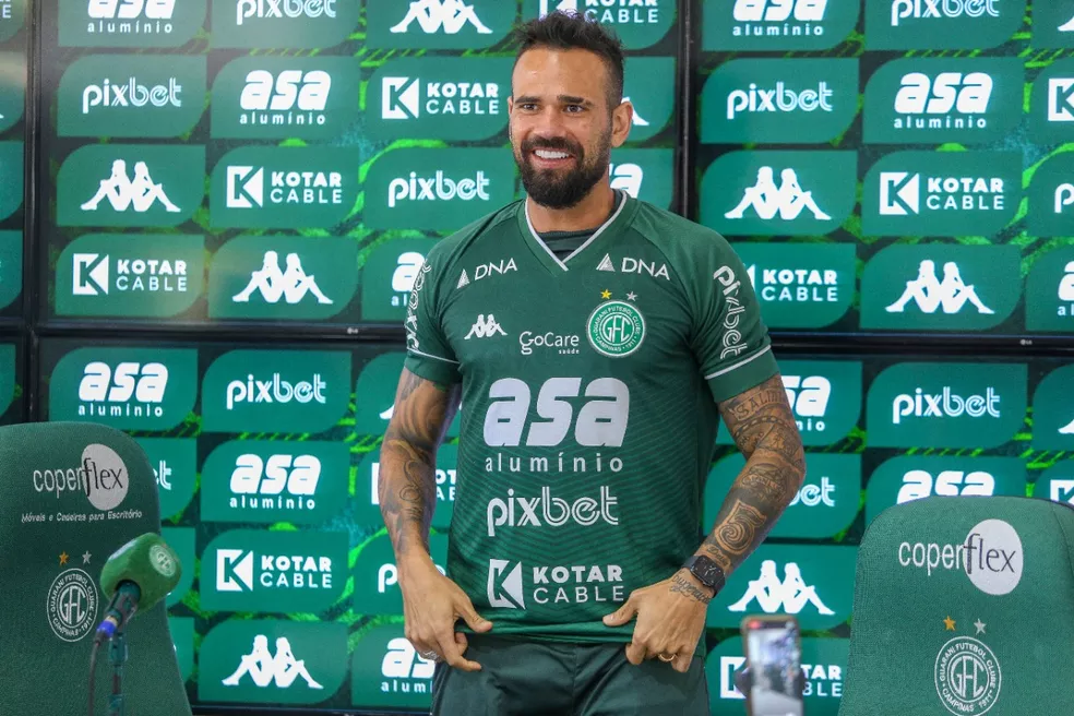 Guarani foi o último clube da carreira de Leandro Castán