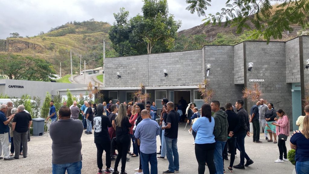 Cemitério Jardim da Saudade, em Sulacap, na Zona Oeste do Rio