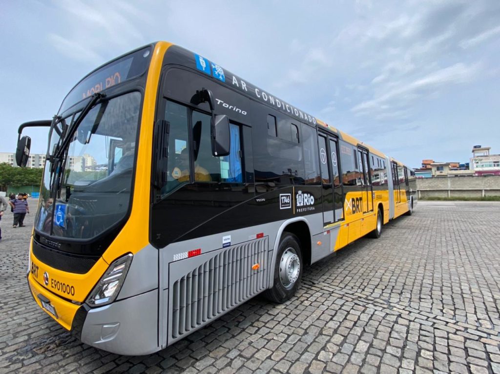 Mais uma linha do BRT começa a circular pelo corredor Transbrasil neste ...