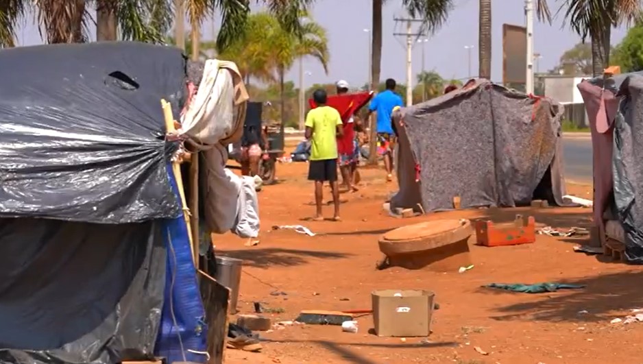 um em cada três famílias brasileiras enfrentam algum nível de falta de alimentos