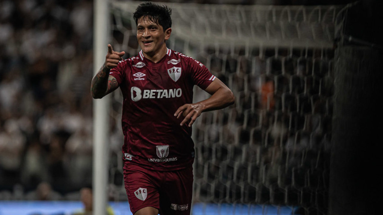 Cano se torna o segundo maior artilheiro do Fluminense no século —  Fluminense Football Club