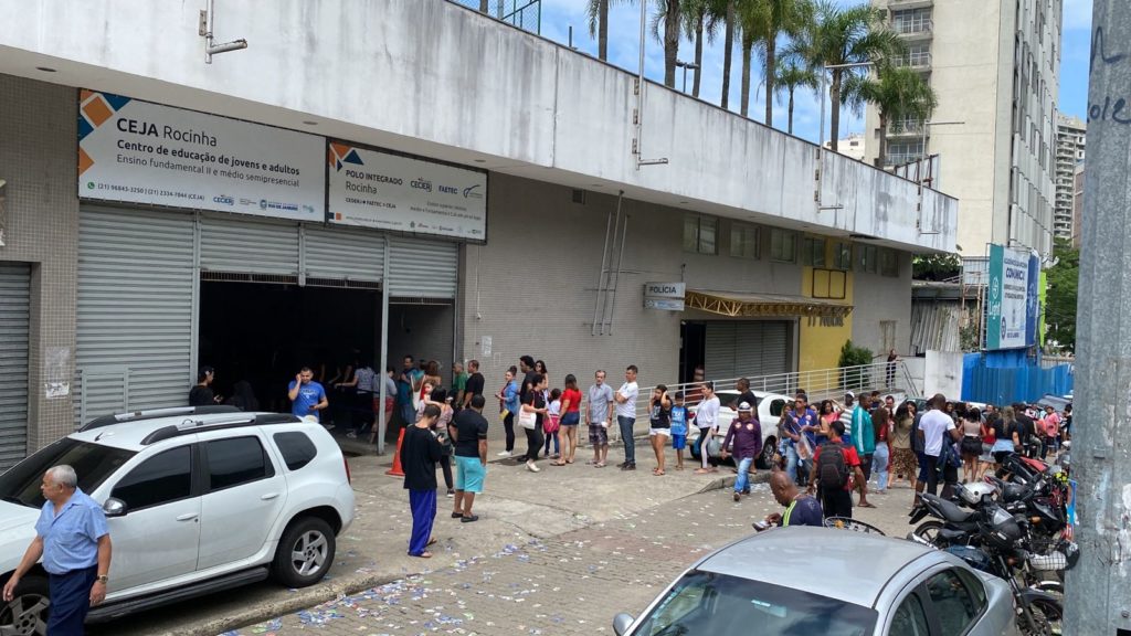 Centro de Educação de Jovens e adultos na Rocinha, na Zona Sul do Rio