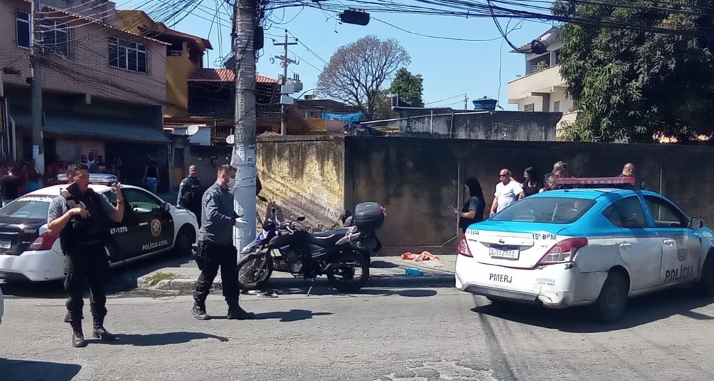 Falso policial civil é morto em Duque de Caxias