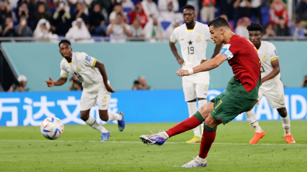 Copa do Mundo: o novo recorde de Cristiano Ronaldo na vitória de Portugal  sobre Gana - BBC News Brasil