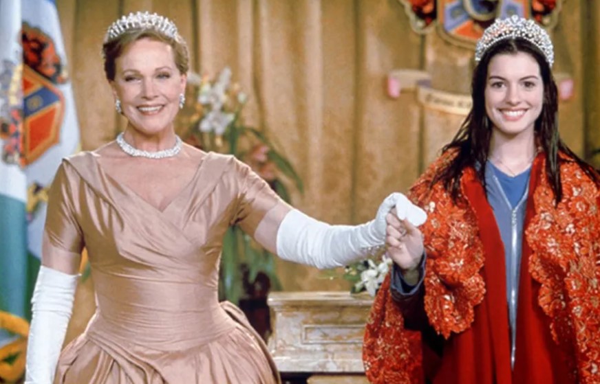 Julie Andrews e Anne Hathaway em O Diário da Princesa