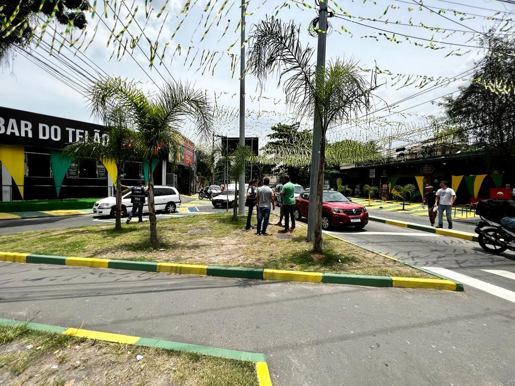 Subprefeitura de Jacarepaguá inaugura o 'Moutellão' para transmissão de jogos da Copa do Mundo