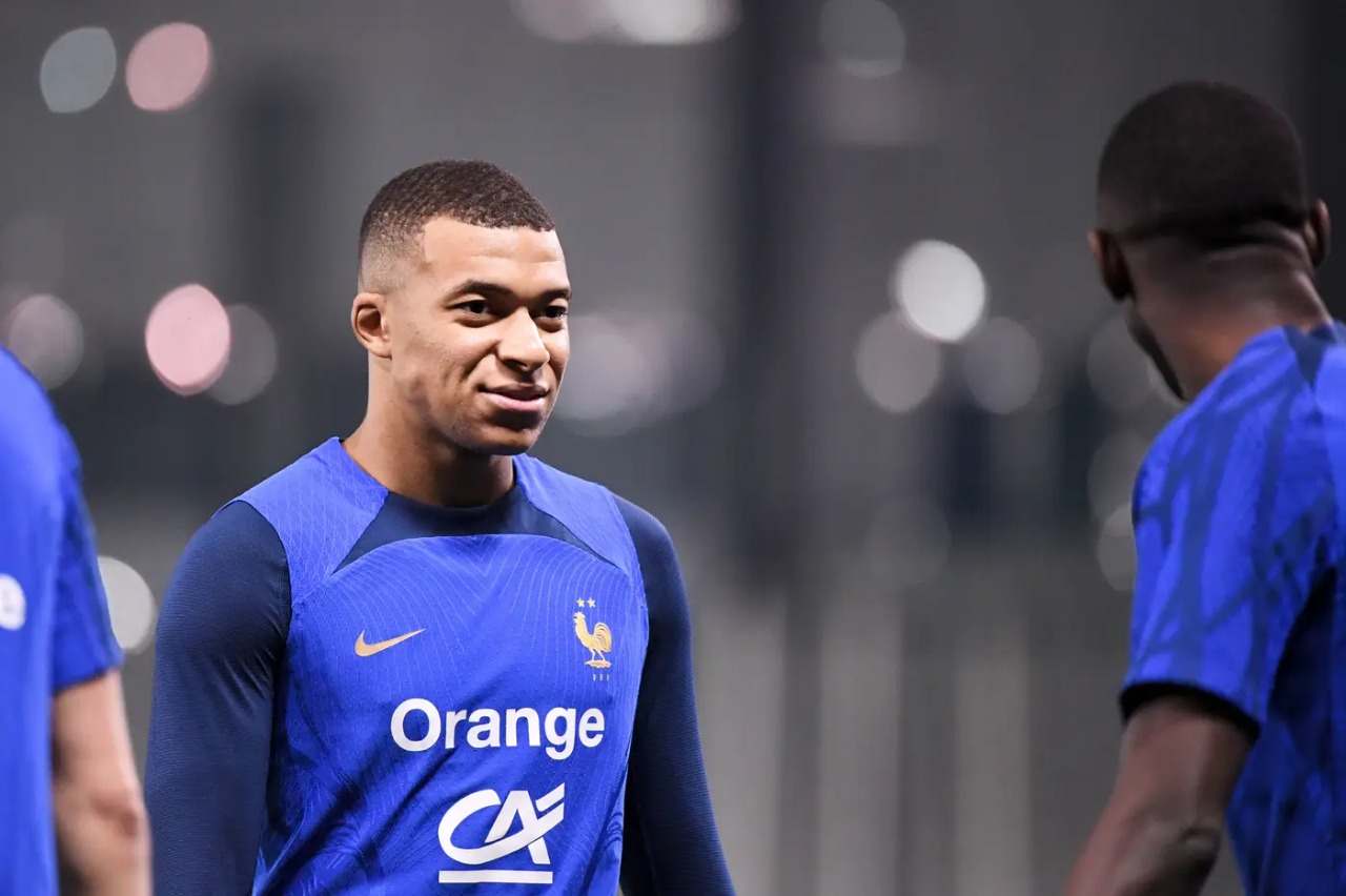 France Football divulga seleções com os melhores jogadores de