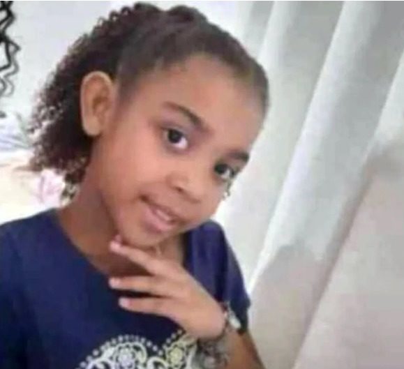 Rafaelle da Silva, de 10 anos, morta à tiros na Baixada Fluminense enquanto brincada com as amigas
