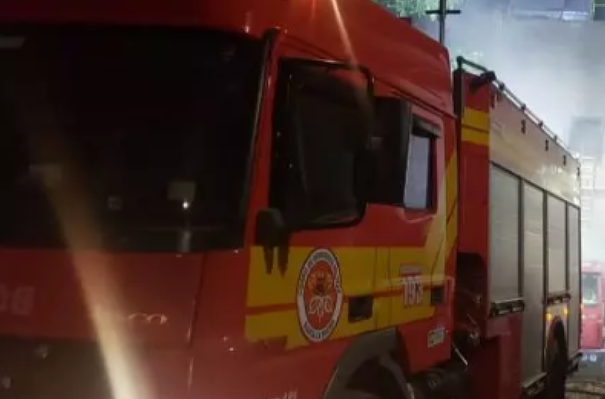 Incêndio atinge casa em Campos dos Goytacazes e deixa criança e duas idosas mortas