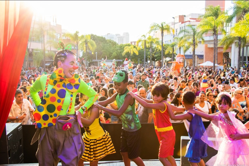 Gigantes da Lira faz baile em dose dupla no Downtown, na Barra da Tijuca (Foto: Divulgação)