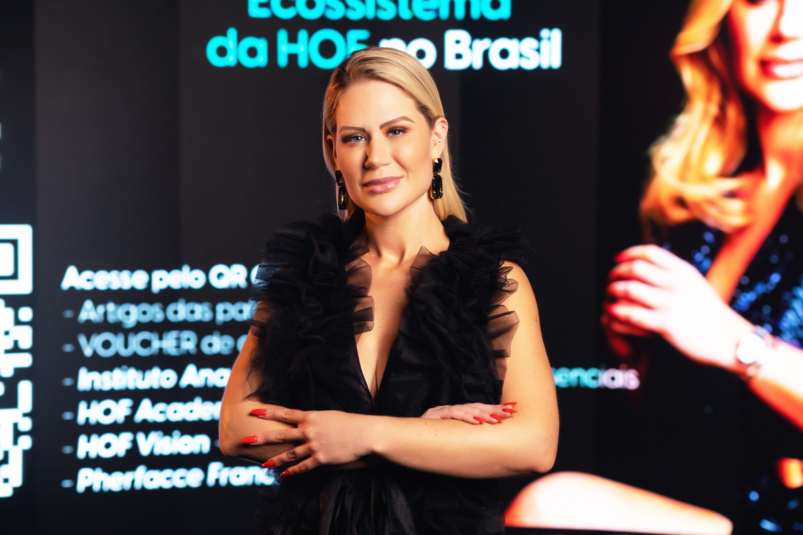 Flavia Pavanelli, Paula Freitas e Deborah Secco: quando os filtros ultrapassam o limite das redes sociais? (Foto: Divulgação)