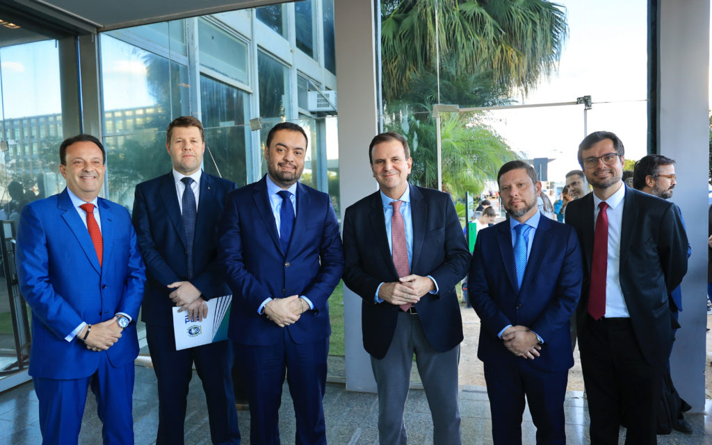 Representantes do Governo do Rio e da Prefeitura participaram da reunião com Márcio França