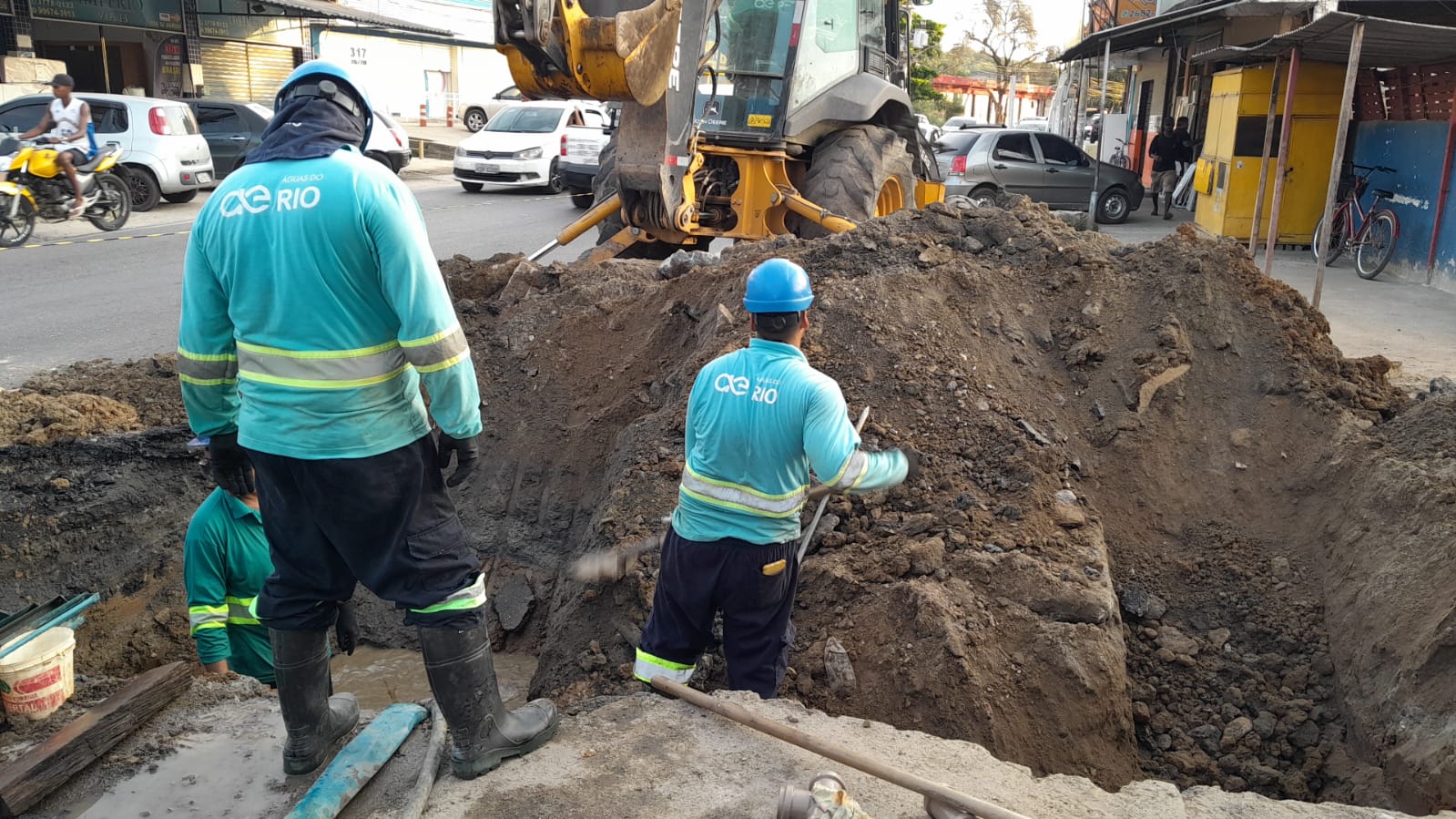 Obras realizadas pela Águas do Rio ampliam abastecimento para população de Nova Iguaçu