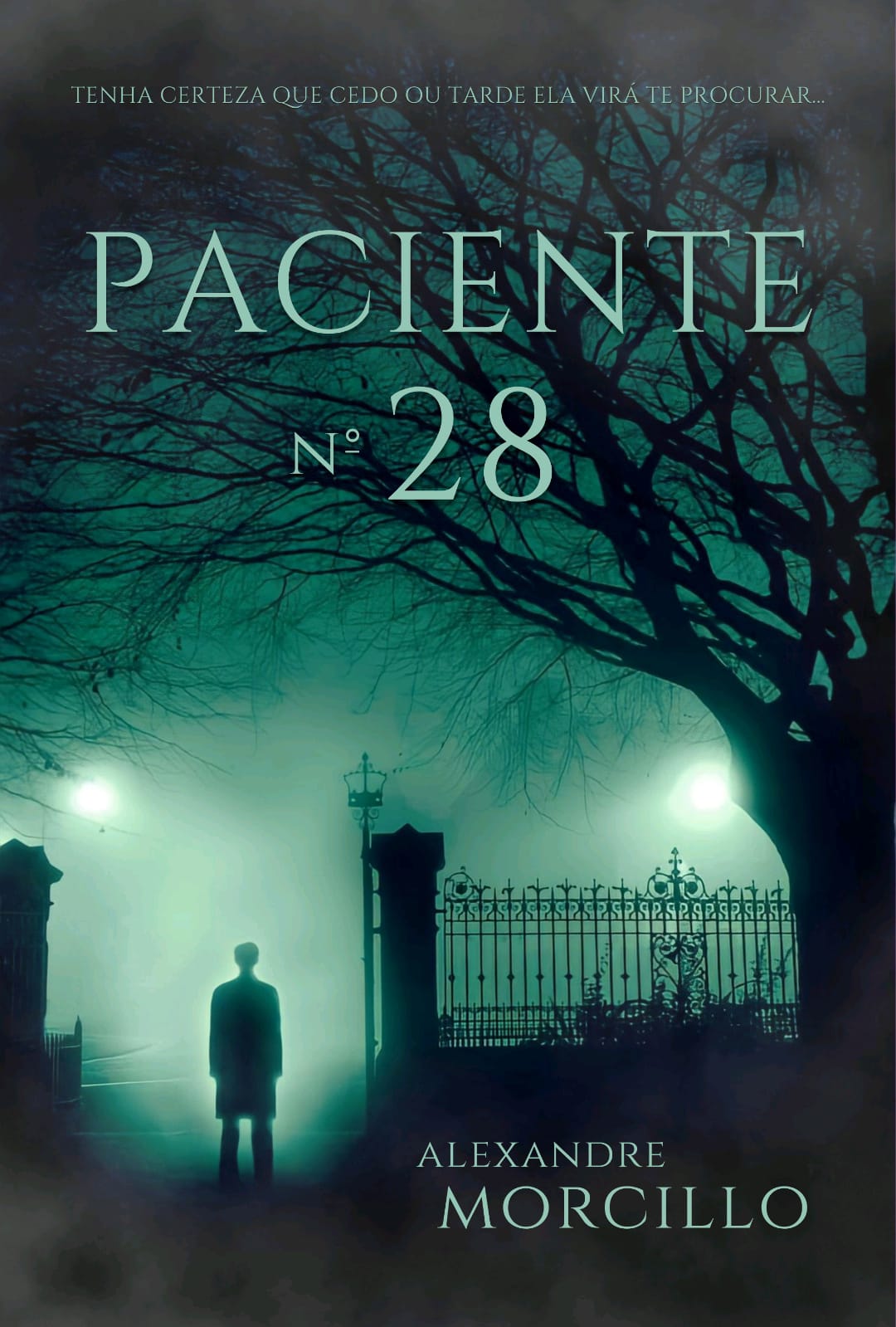 Escritor Alexandre Morcillo lança o livro 'Paciente nº 28', no Estação Net Cinema, em Botafogo (Foto: Divulgação)