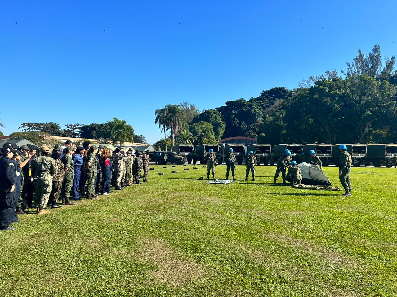 Marinha do Brasil recebe a 10ª edição do 'Curso de Operações de Paz para Mulheres' (Foto: Giovanna Farias/ Super Rádio Tupi)