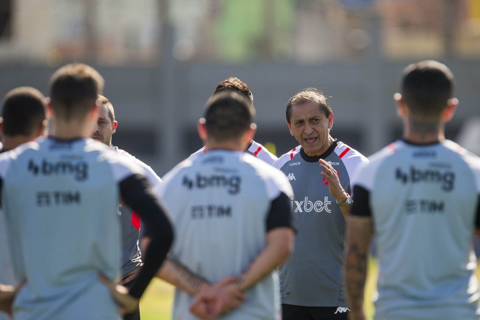 Vasco define amistosos em pré temporada no Uruguai Super Rádio Tupi