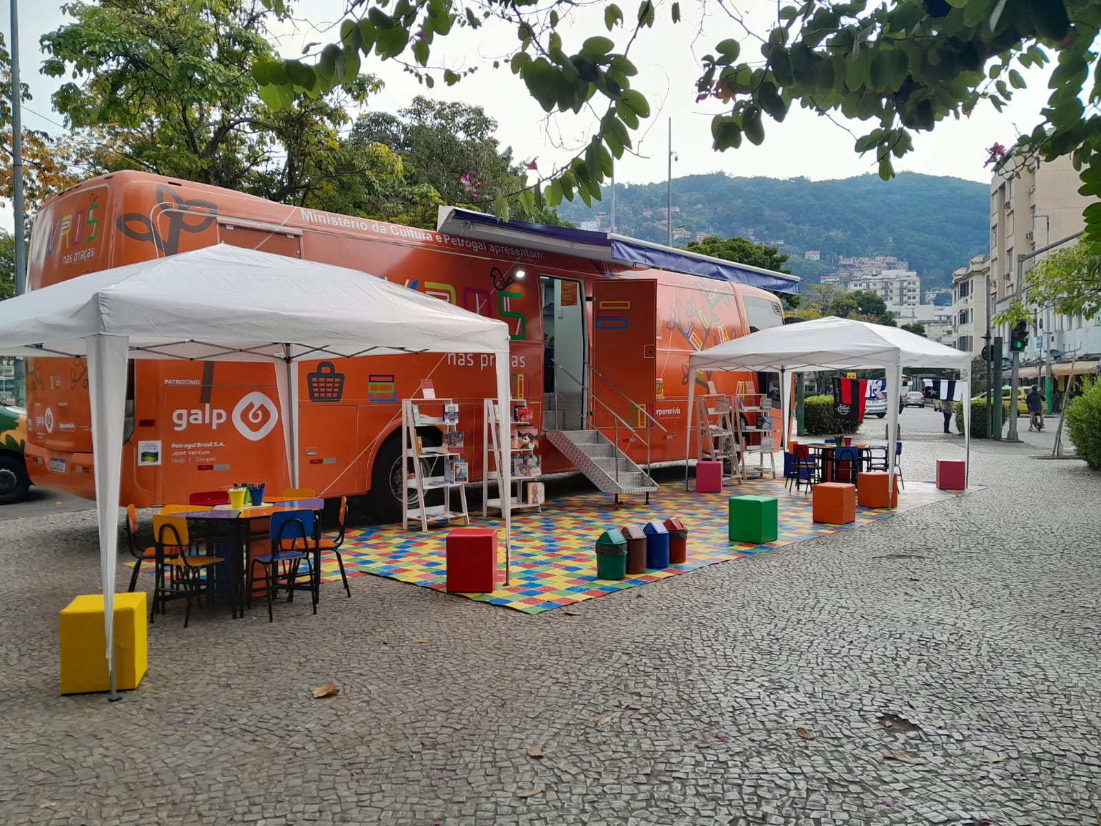 Circo Literário chega ao Leme, na Zona Sul do Rio