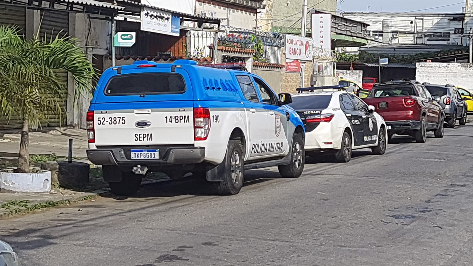 Megaoperação contra o tráfico de drogas na Zona Oeste deixa dois baleados (Foto: Divulgação)