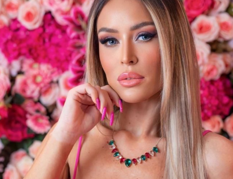 Noiva de Latino, Raffa Rarbbie, lança música inspirada na 'Barbie' (Foto: Divulgação)