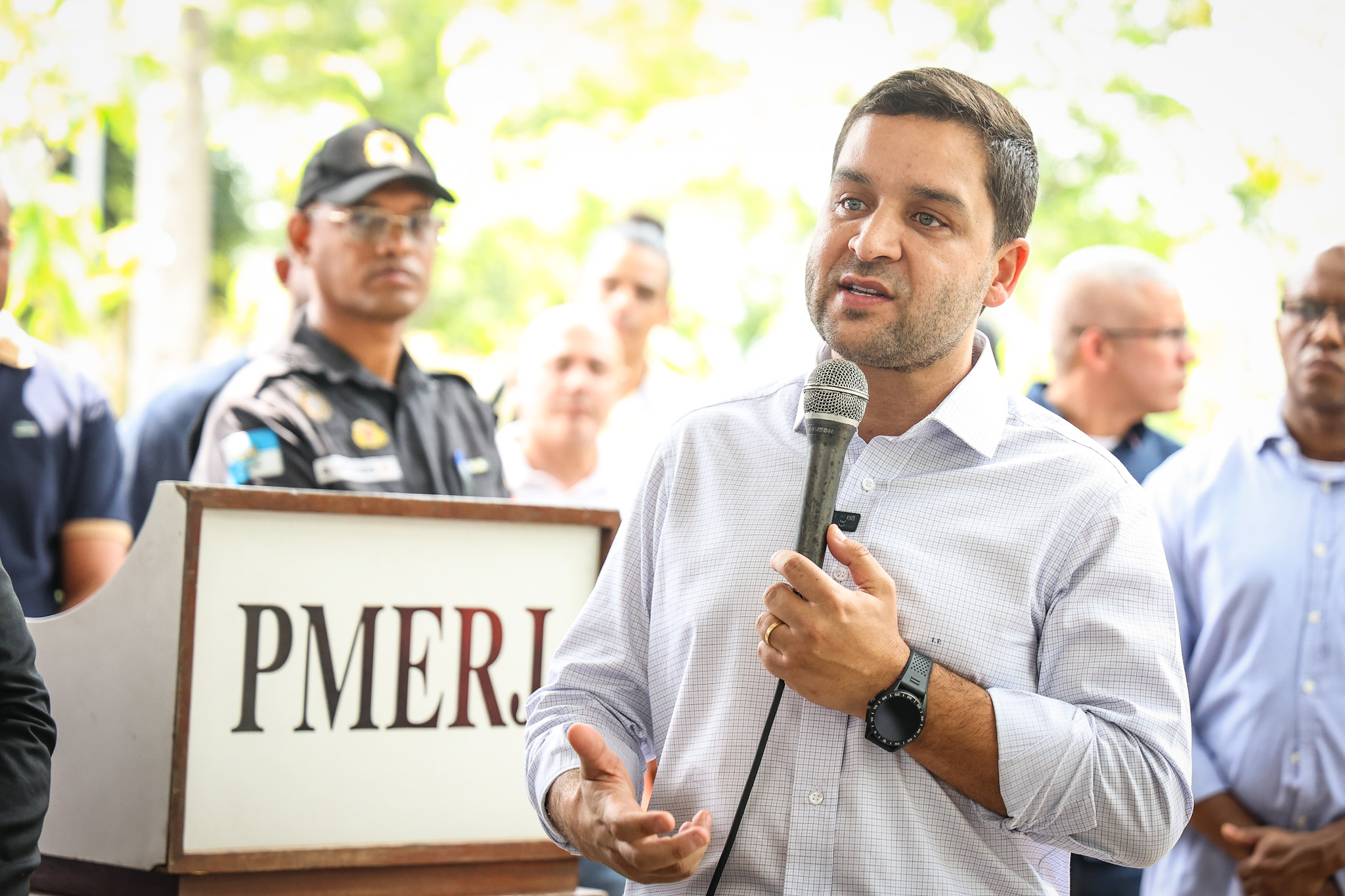 Vice-governador Thiago Pampolha inaugura Bairro Presente em Rio da Prata, Bangu (Foto: Aline Massuca/ Divulgação)