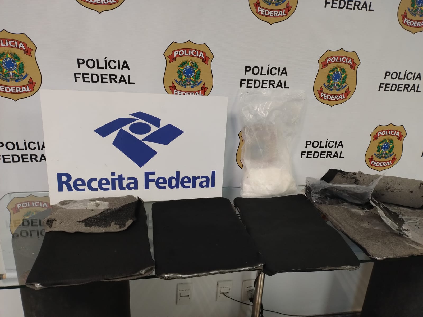 Mexicano é flagrado com 4 kg de metanfetamina no Galeão