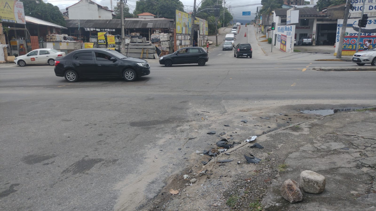 Esquina da Estrada do Rio A com a Rua Vítor Alves, em Campo Grande, na Zona Oeste do Rio, onde policial militar morreu