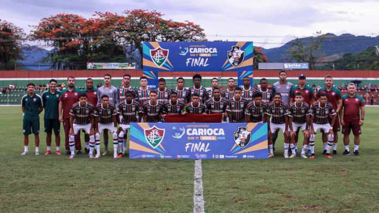 Fluminense vence Flamengo e sai na frente na decisão do Cariocão sub-17 -  Super Rádio Tupi