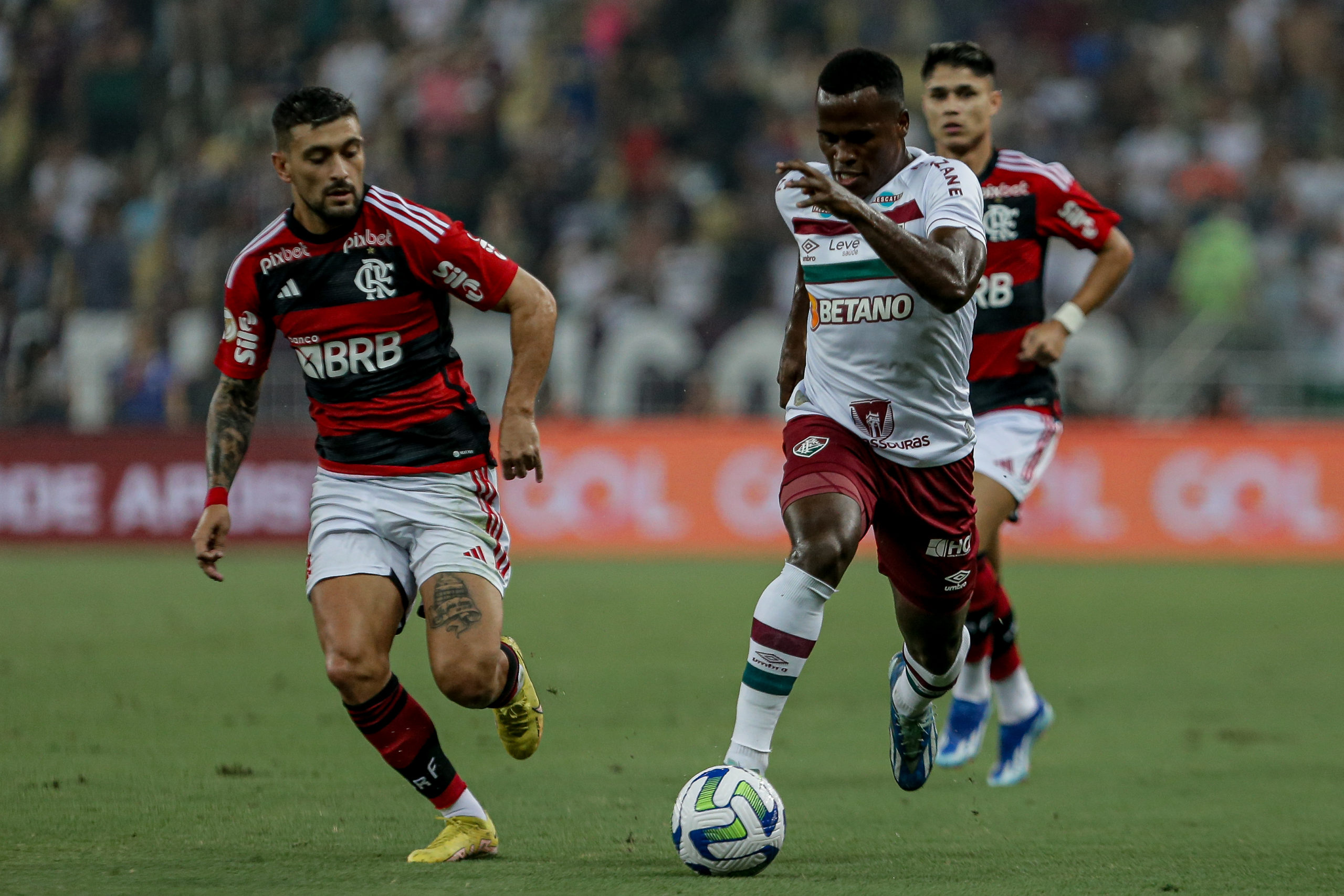 Brasileirão tem cinco jogos atrasados na tabela - Super Rádio Tupi