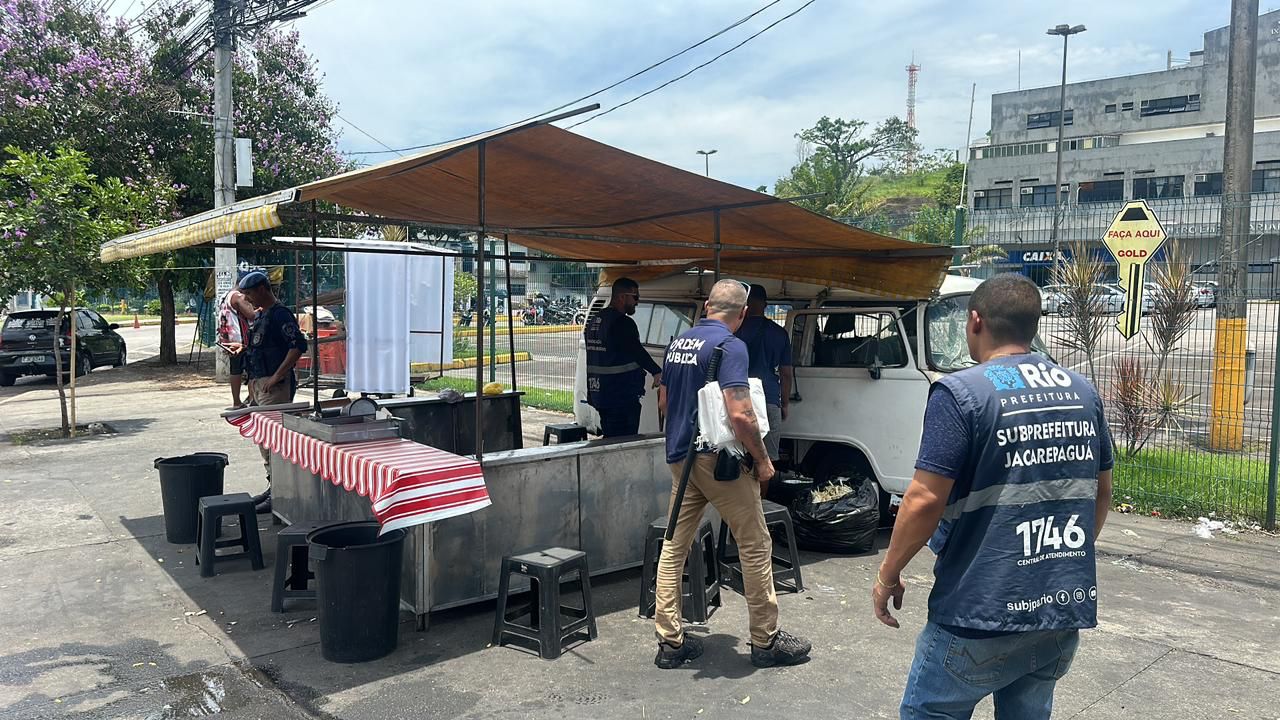 Subprefeitura de Jacarepaguá realiza operações de ordem pública na Taquara (Foto: Divulgação)