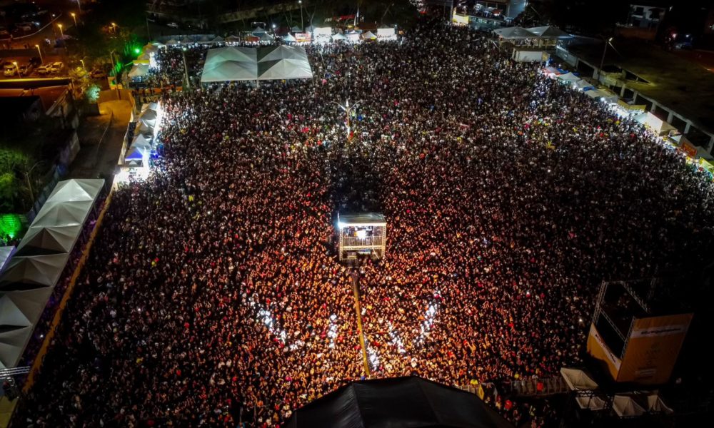 Mais De 100 Mil Pessoas Participaram Do Show De Ferrugem No