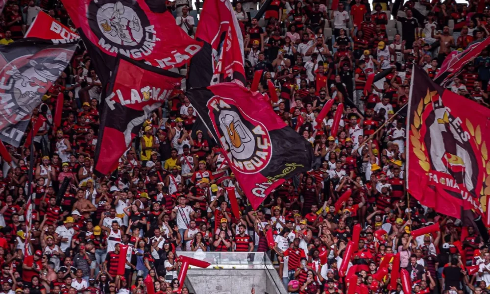 Nação presente! Torcida do Flamengo compra 13 mil ingressos para jogo  contra Orlando em quatro dias