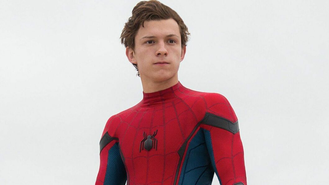 Tom Holland como Homem Aranha