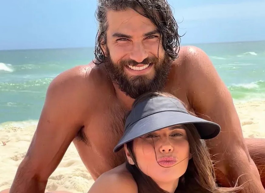 Deborah Secco e Hugo Moura