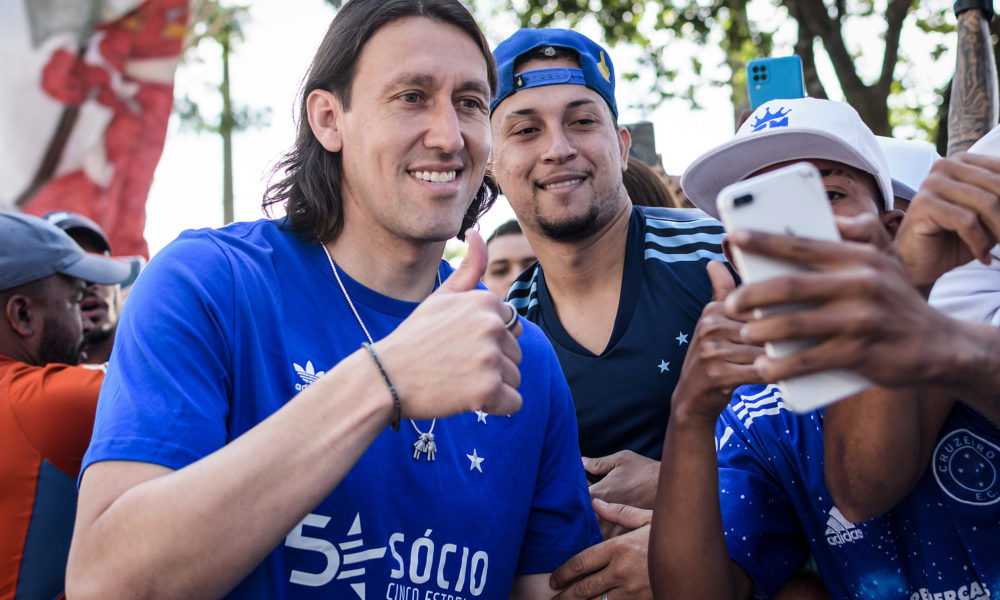 Cruzeiro Anuncia Contrata O Do Goleiro C Ssio Super R Dio Tupi