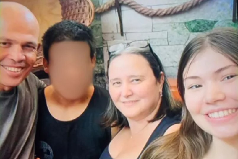 Adolescente matou a família