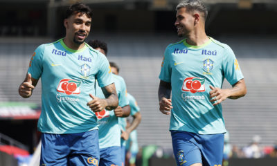 Lucas Paquetá e Bruno Guimarães. Treino da Seleção Brasileira (Foto: Rafael Ribeiro/CBF)