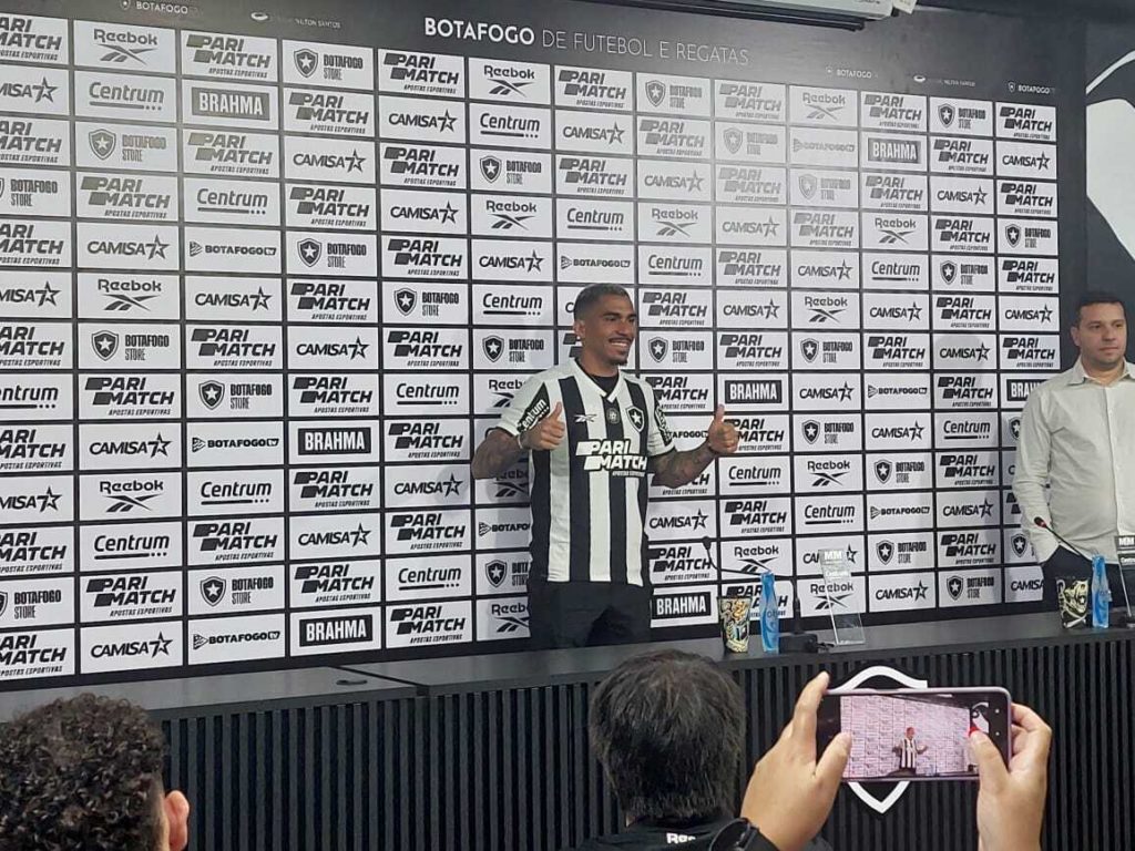 Reforço da janela Allan destaca sentimento de chegar ao Botafogo Não vejo a hora de entrar no