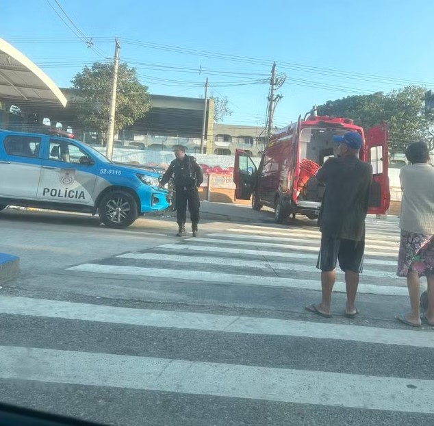 Passageiro é esfaqueado em assalto no BRT na Zona Norte do Rio