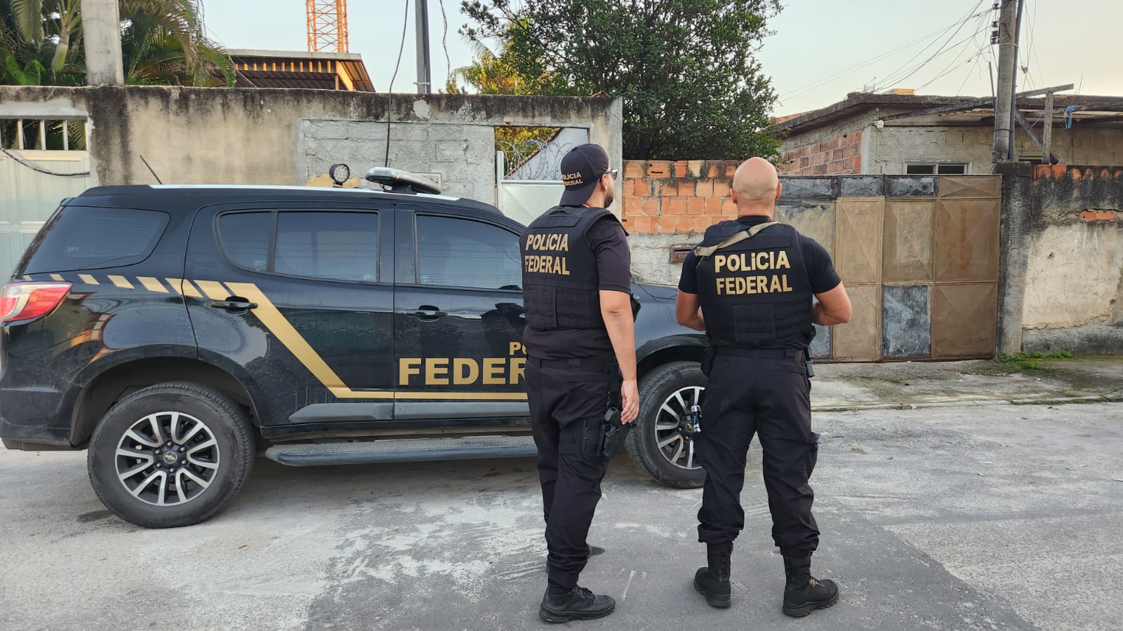 Operação da Polícia Federal mira crimes de abuso sexual infantil na Baixada