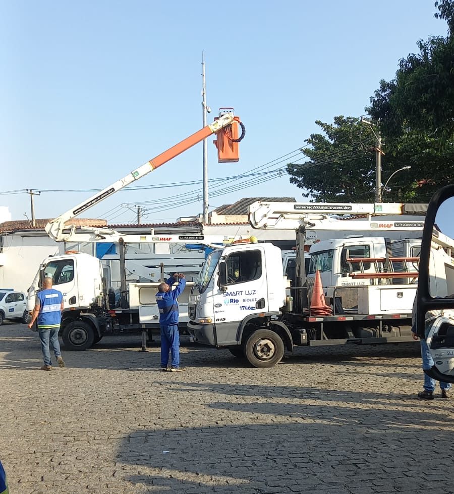 Prefeitura realiza vistoria após acidente com eletricista em Costa Barros