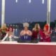 Paródia de "A Última Ceia" com drag queens durante a abertura das Olimpíadas de Paris 2024