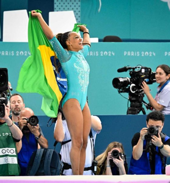 Rebeca Andrade é ouro na final do solo em Paris