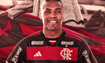 Alex Sandro é do Flamengo