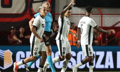 Atuações do Botafogo contra o Atlético-GO: Luiz Henrique brilha e comanda ataque