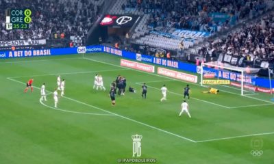 Atuações do Corinthians contra o Grêmio: Hugo Souza é o destaque no empate
