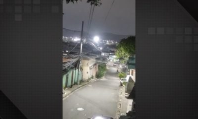 Intenso tiroteio assusta moradores da Vila Kennedy e Vila Aliança