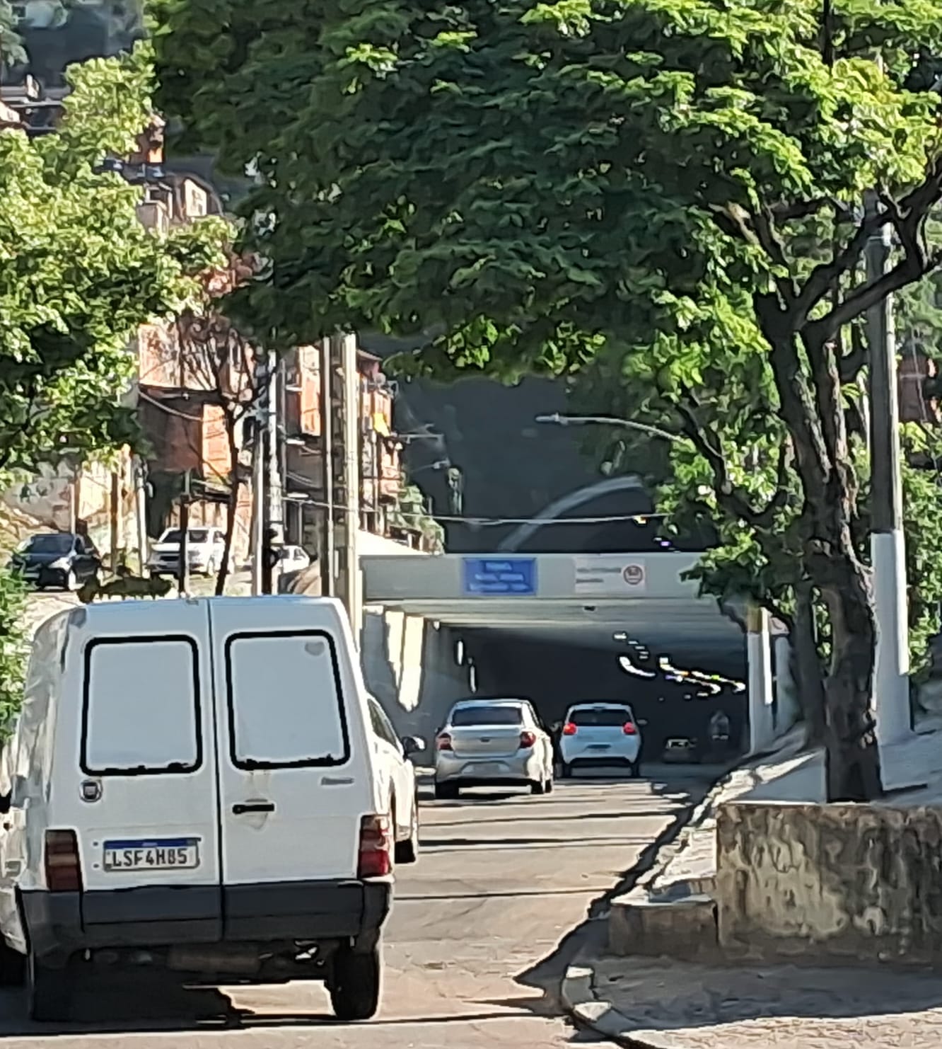 Entrada do Túnel Noel Rosa, em Vila Isabel